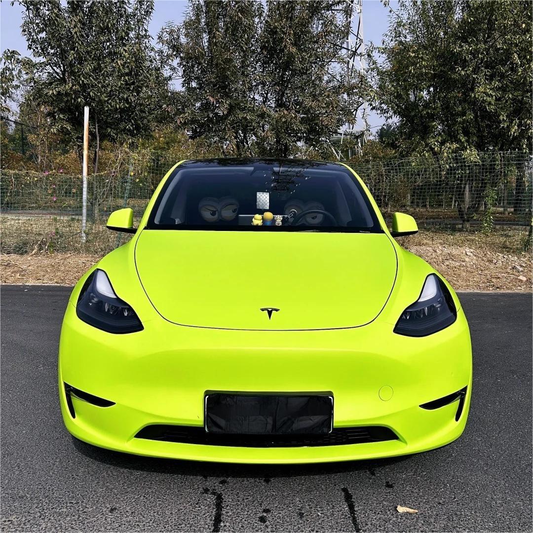 Matte Ultimate Flat Fluorescent Yellow Car Vinyl Wrap PET product image 11 - Veloro matte vinyl wrap