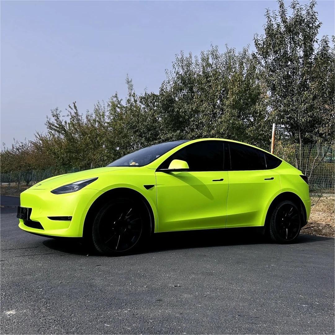 Matte Ultimate Flat Fluorescent Yellow Car Vinyl Wrap PET product image 13 - Veloro matte vinyl wrap