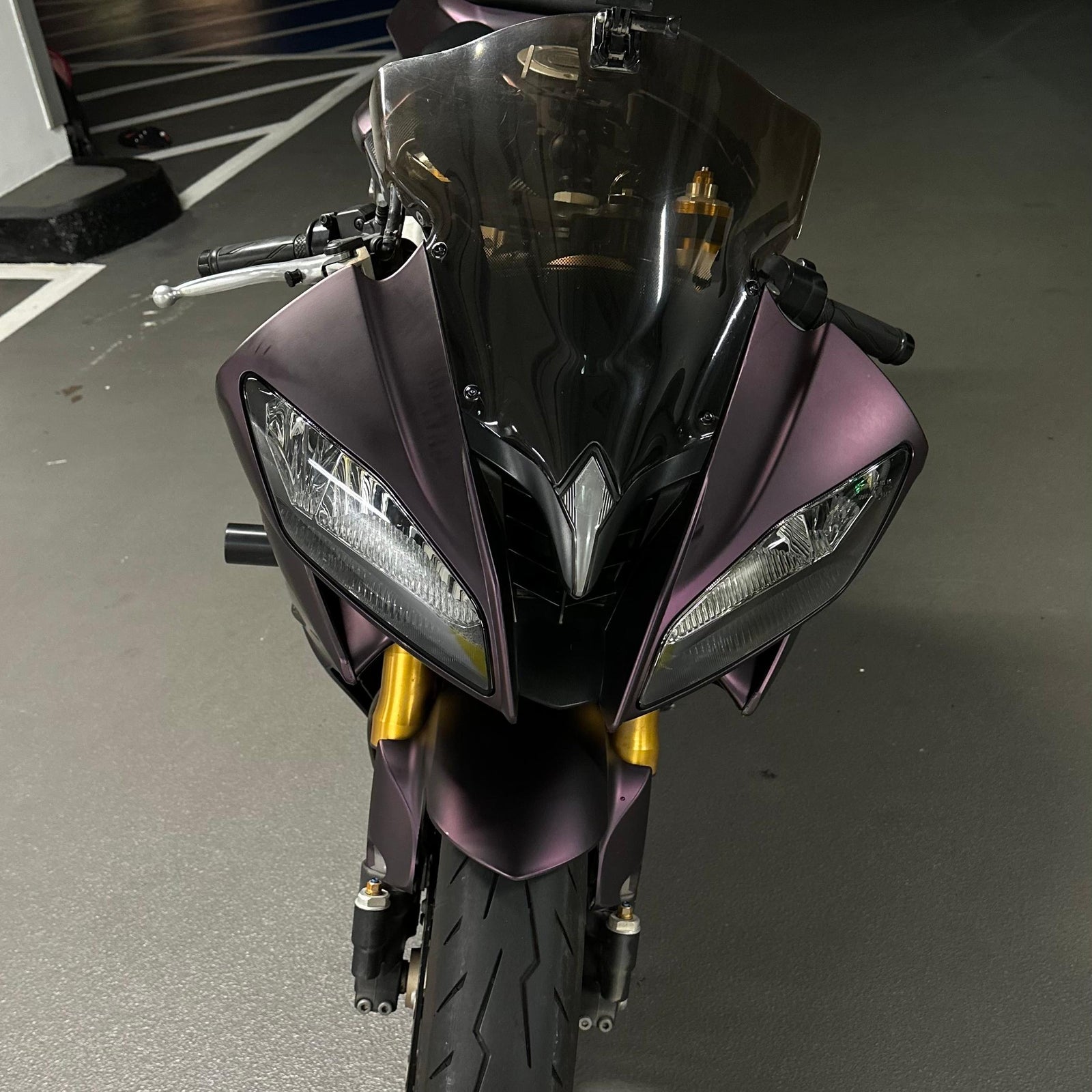 Ultra Matte Metallic Black Purple Car Vinyl Wrap product image 4 - Veloro matte vinyl wrap