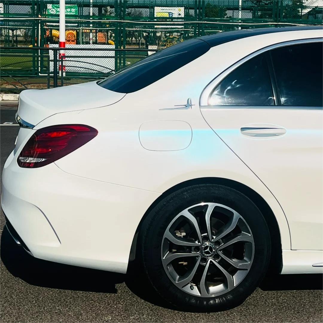 Matte Metallic Chameleon Diamond Blue White Car Vinyl Wrap product image 4 - Veloro color shift vinyl wrap