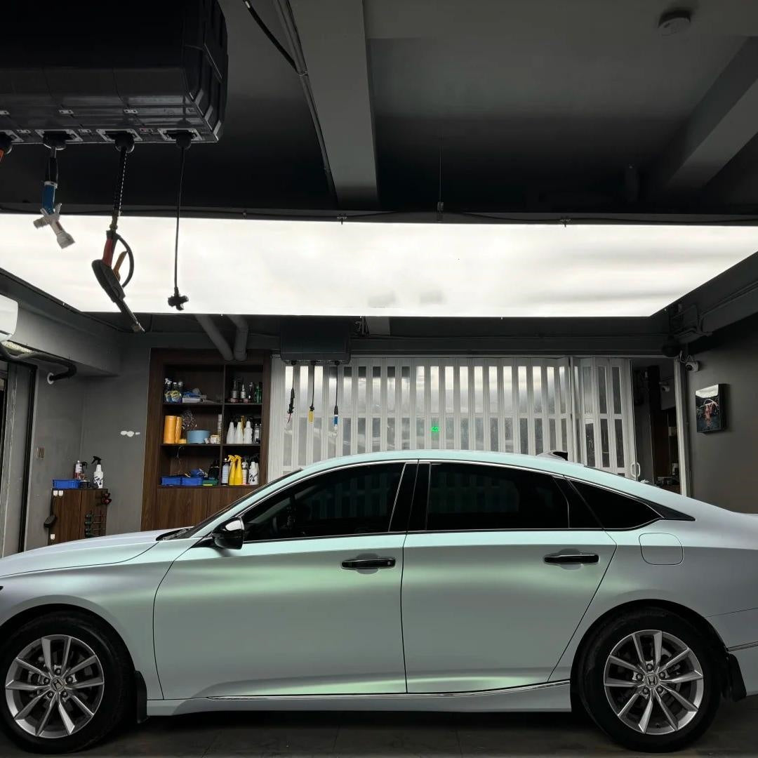 Matte Metallic Chameleon Green Blue Car Vinyl Wrap product image 5 - Veloro color shift vinyl wrap
