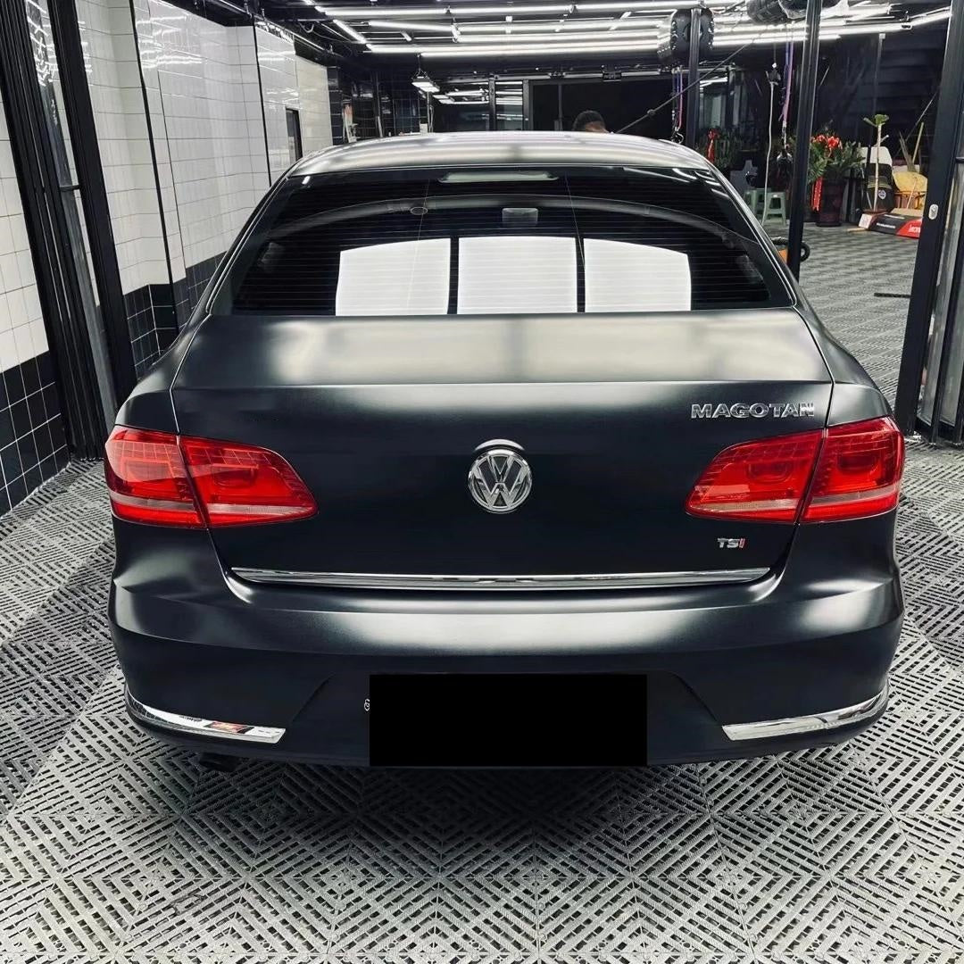 Matte Metallic Deep Black Car Vinyl Wrap product image 8 - Veloro matte vinyl wrap