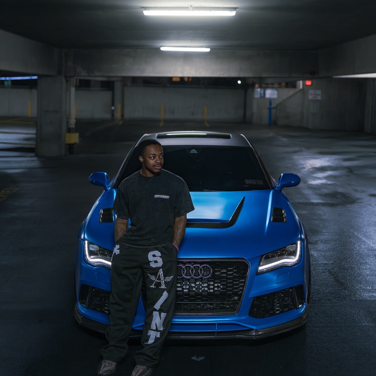 Matte Metallic Diamond Azure Blue Car Vinyl Wrap PET product image 9 - Veloro matte vinyl wrap