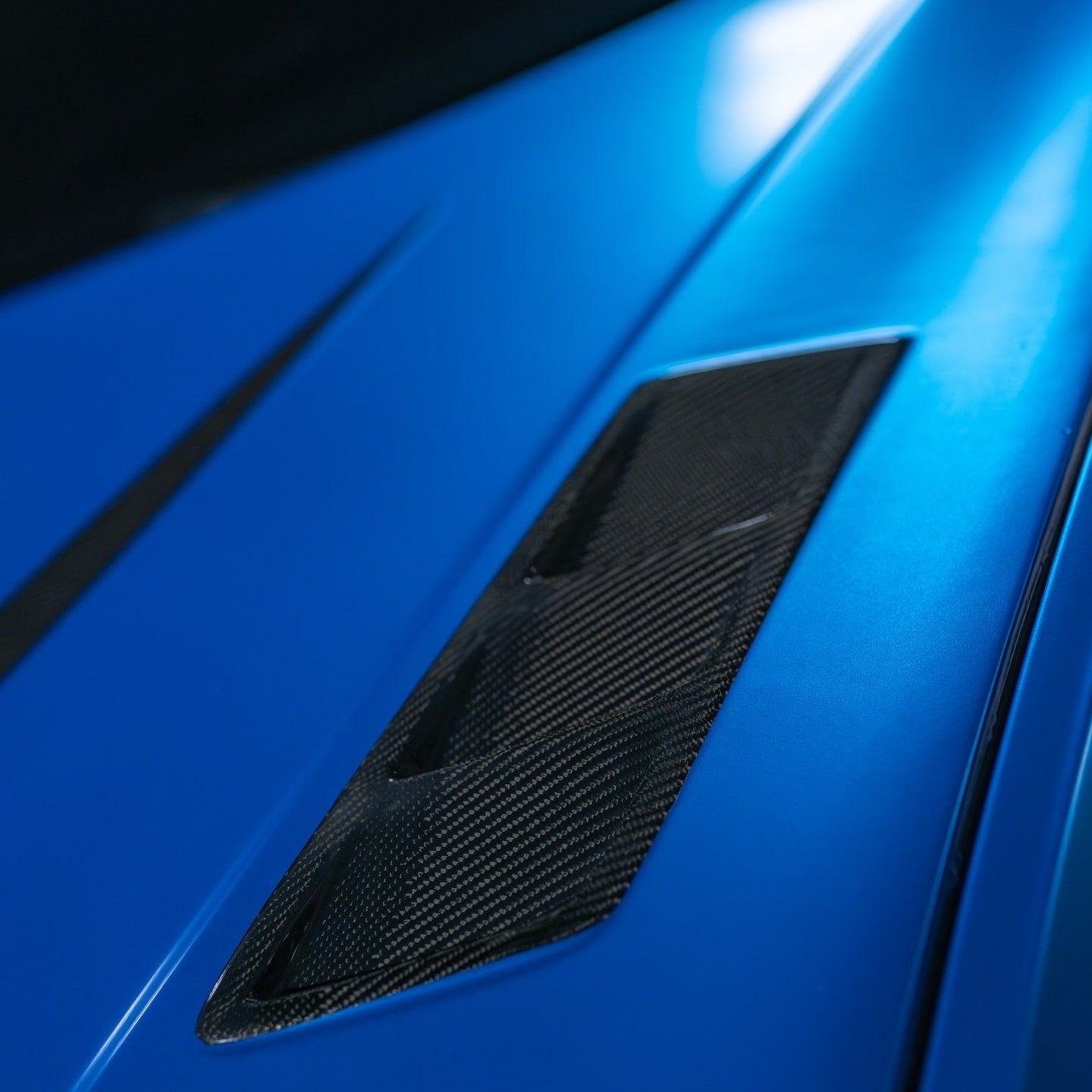 Matte Metallic Diamond Azure Blue Car Vinyl Wrap PET product image 13 - Veloro matte vinyl wrap