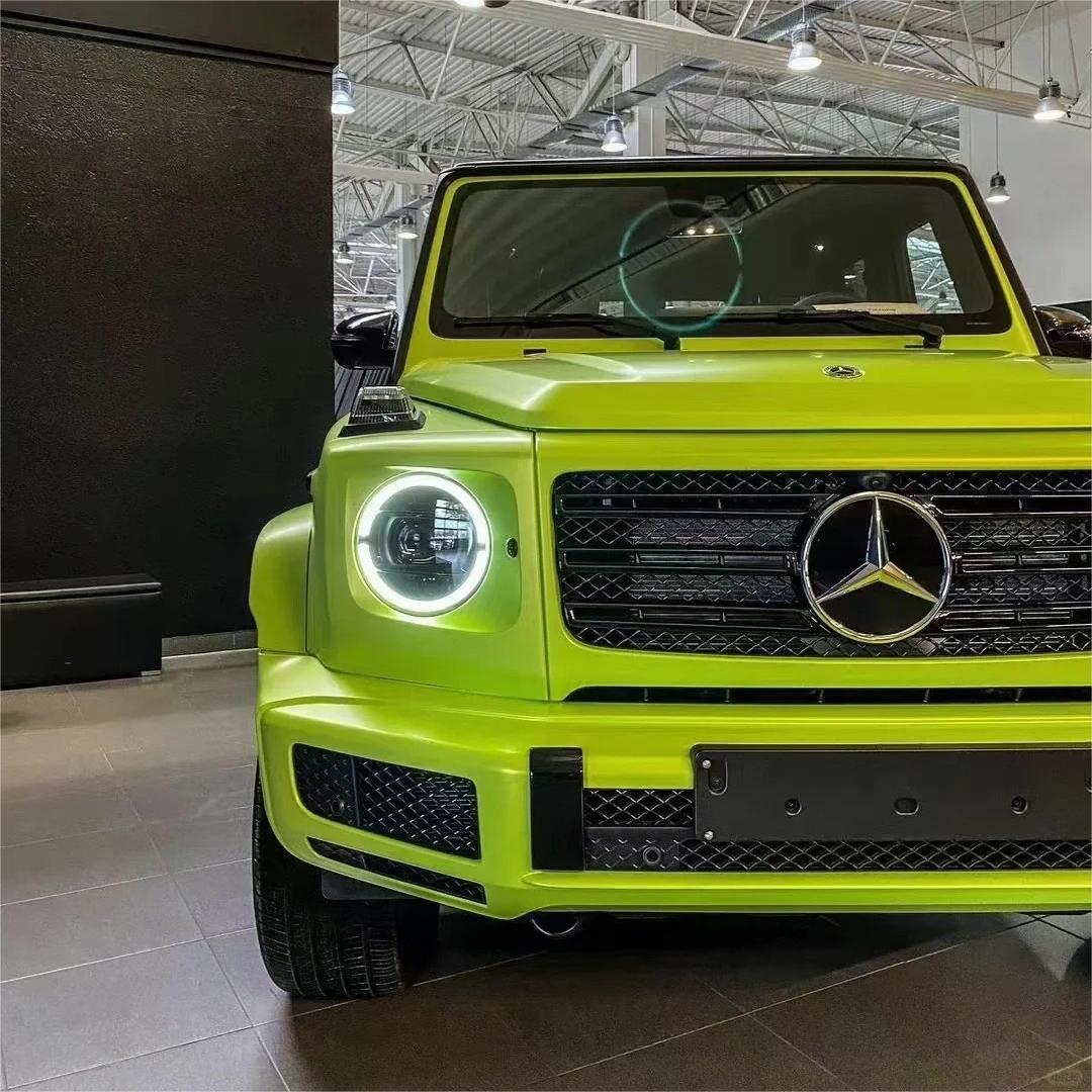 Matte Metallic Lemon Green Car Vinyl Wrap product image 4 - Veloro matte vinyl wrap