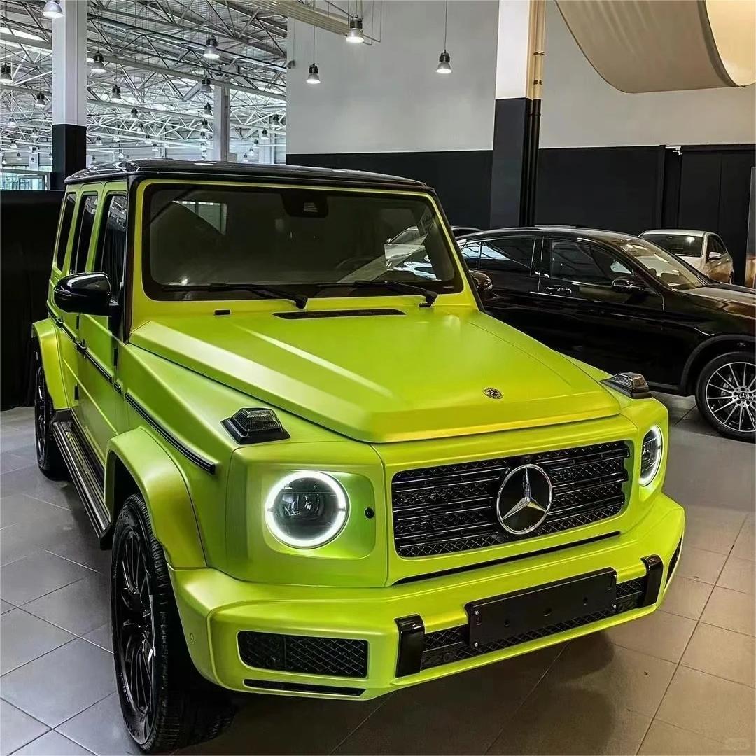 Matte Metallic Lemon Green Car Vinyl Wrap product image 3 - Veloro matte vinyl wrap
