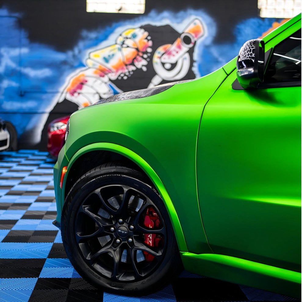 Matte Chrome Green Car Vinyl Wrap product image 10 - Veloro chrome vinyl wrap