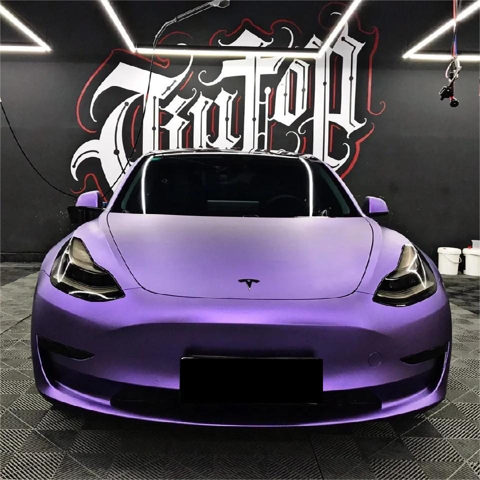 Matte Metallic Satin Chrome Purple Car Vinyl Wrap product image 3 - Veloro chrome vinyl wrap
