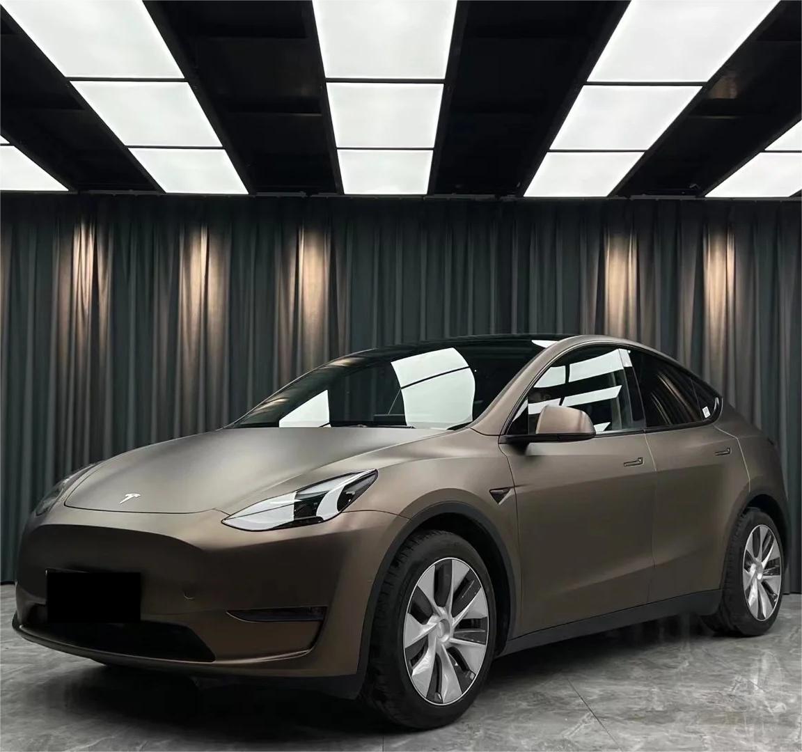 Matte Metallic Satin Deep Brown Grey Car Vinyl Wrap product image 7 - Veloro matte vinyl wrap