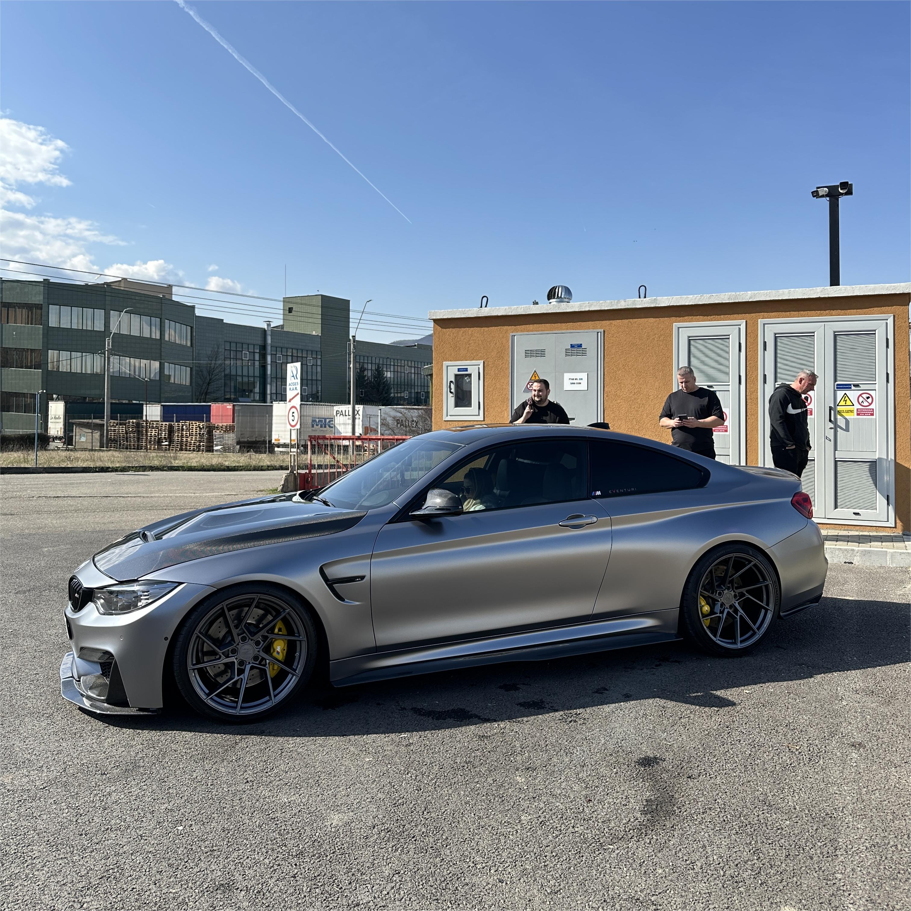 Matte Metallic Titanium Grey Car Vinyl Wrap PET product image 7 - Veloro matte vinyl wrap