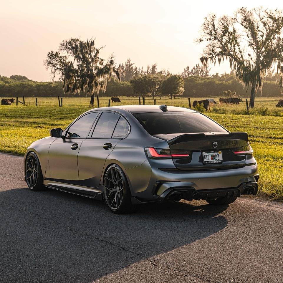 Matte Metallic Titanium Grey Car Vinyl Wrap PET product image 8 - Veloro matte vinyl wrap