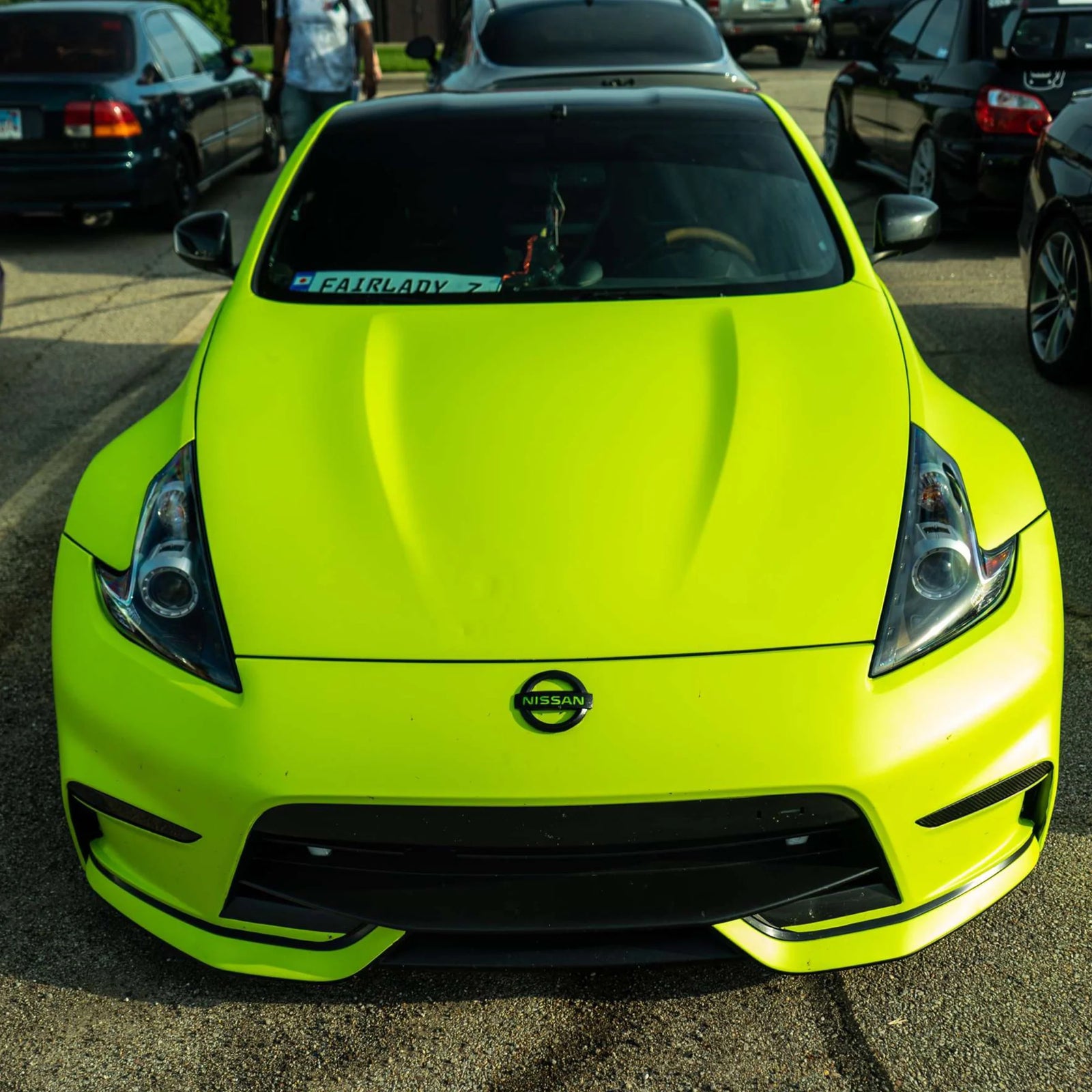 Matte Ultimate Flat Fluorescent Yellow Car Vinyl Wrap PET product image 10 - Veloro matte vinyl wrap