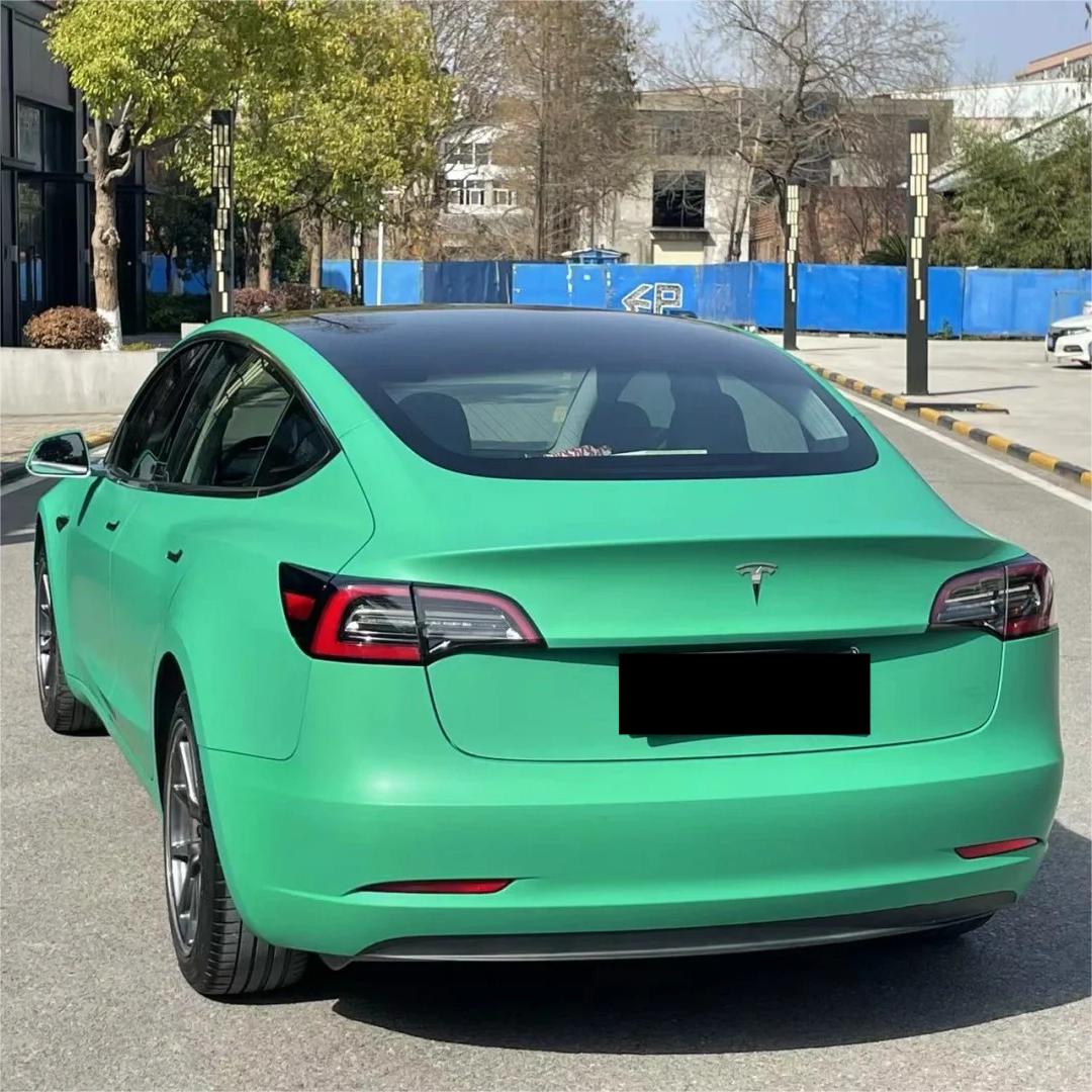 Matte Pine Green Car Vinyl Wrap product image 3 - Veloro matte vinyl wrap