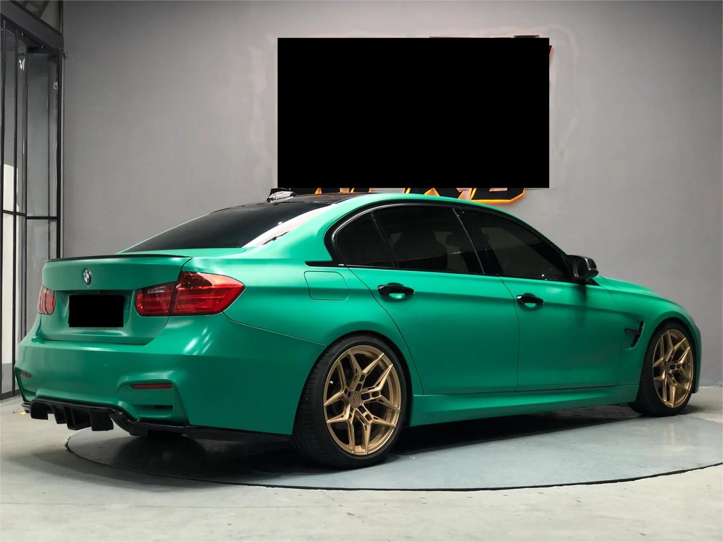Matte Pine Green Car Vinyl Wrap product image 7 - Veloro matte vinyl wrap