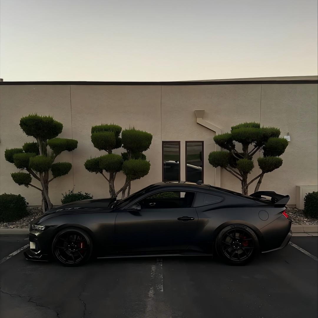Matte Satin Black Ceramic Black Car Vinyl Wrap BMW PET product image 3 - Veloro matte vinyl wrap