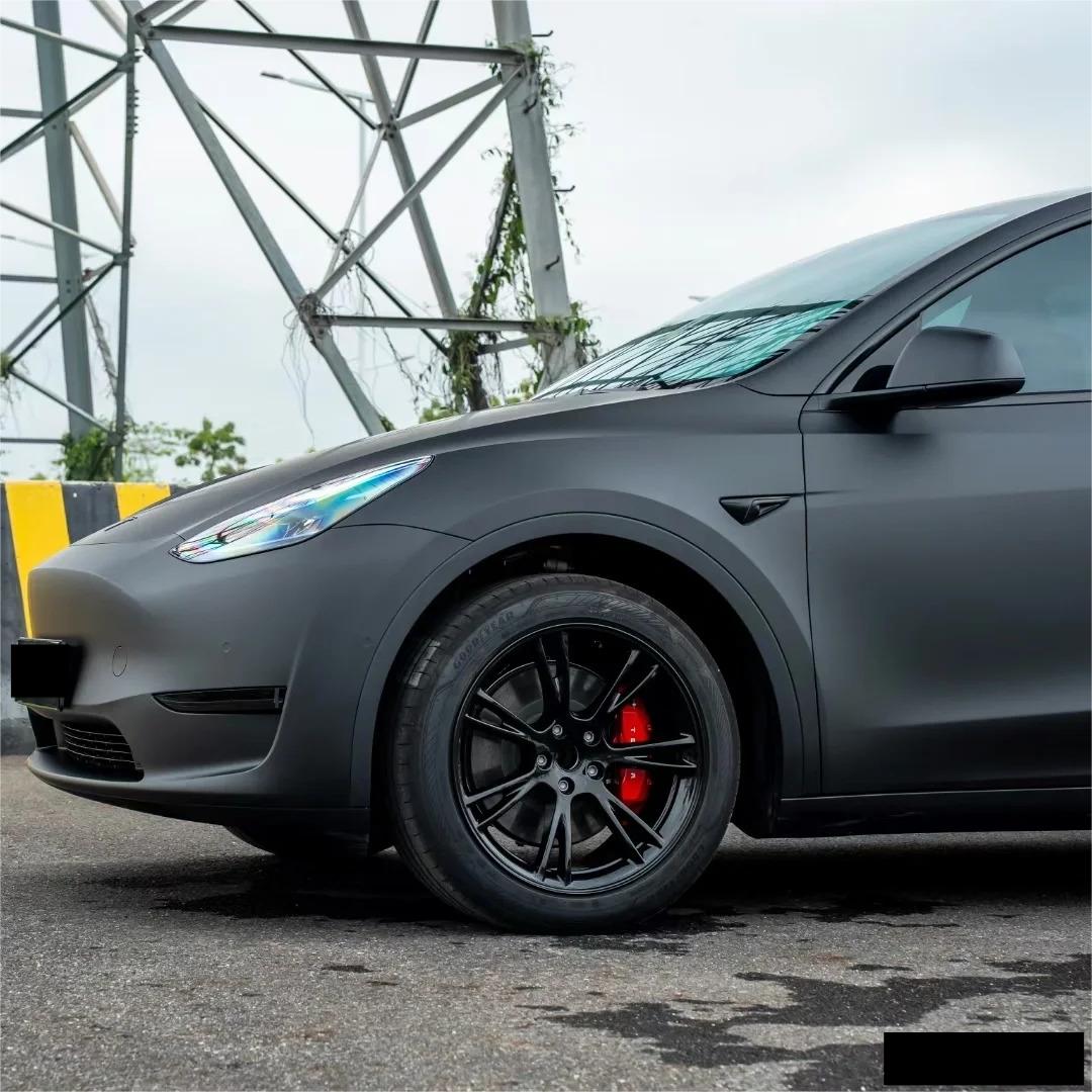Matte Satin Chrome Black Car Vinyl Wrap product image 5 - Veloro chrome vinyl wrap