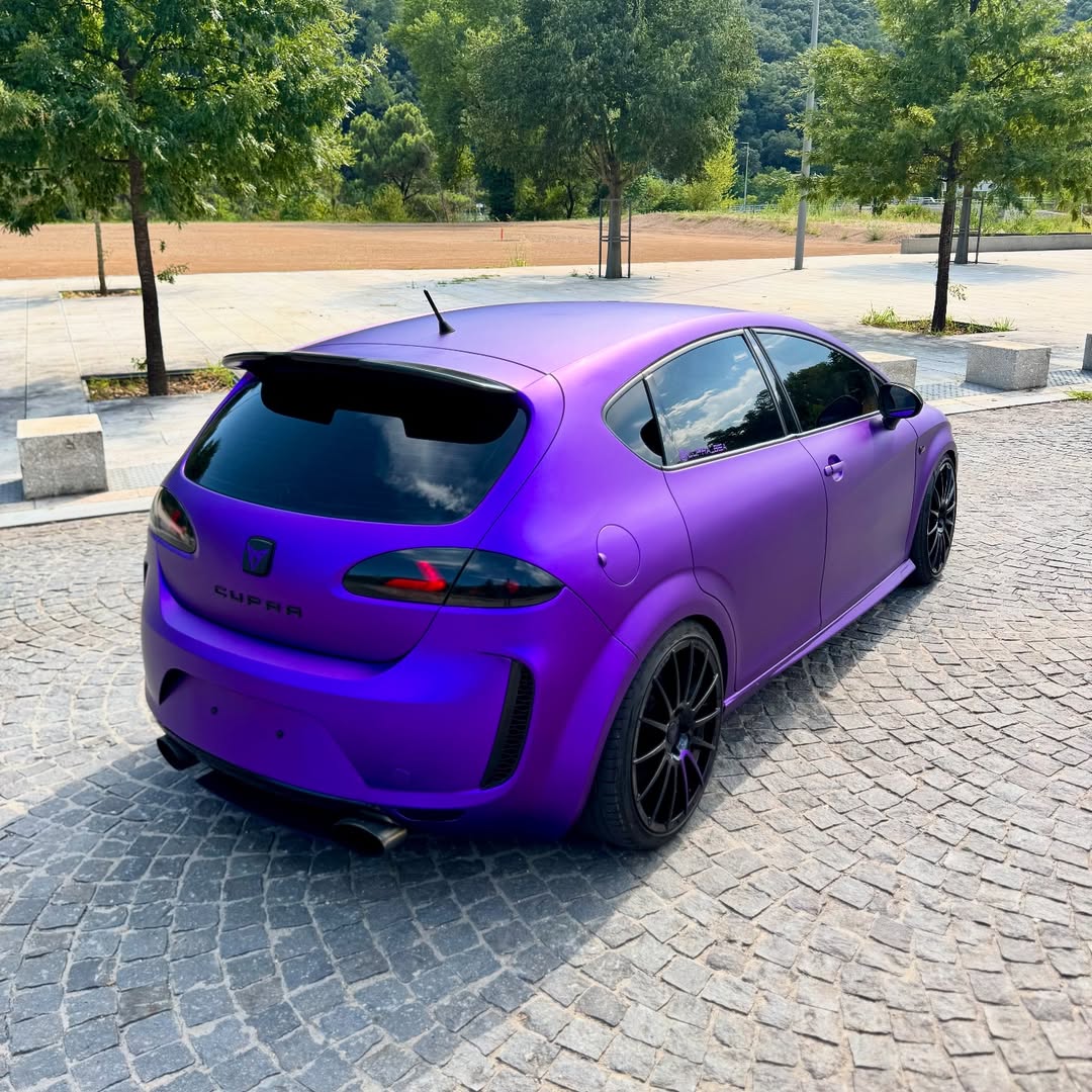 Matte Satin Chrome Purple Car Vinyl Wrap PET product image 9 - Veloro chrome vinyl wrap