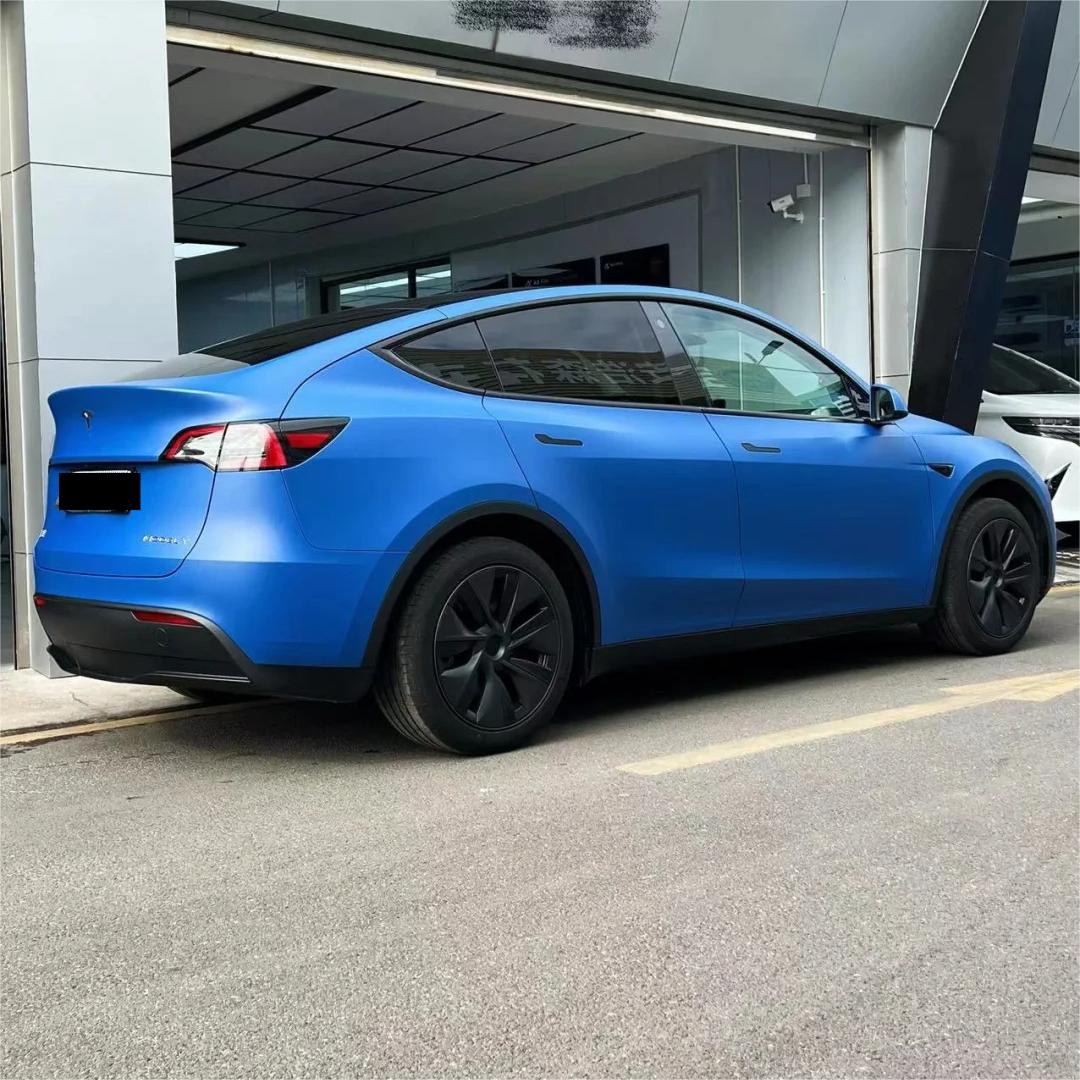 Matte Satin Navy Blue Car Vinyl Wrap product image 2 - Veloro matte vinyl wrap