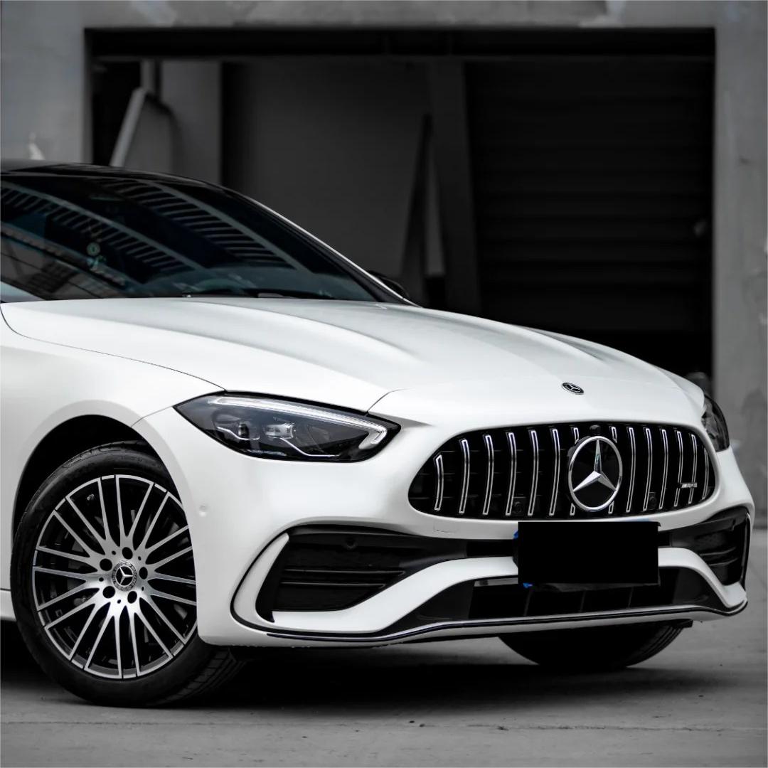 Matte Satin Pearl White Car Vinyl Wrap product image 4 - Veloro matte vinyl wrap