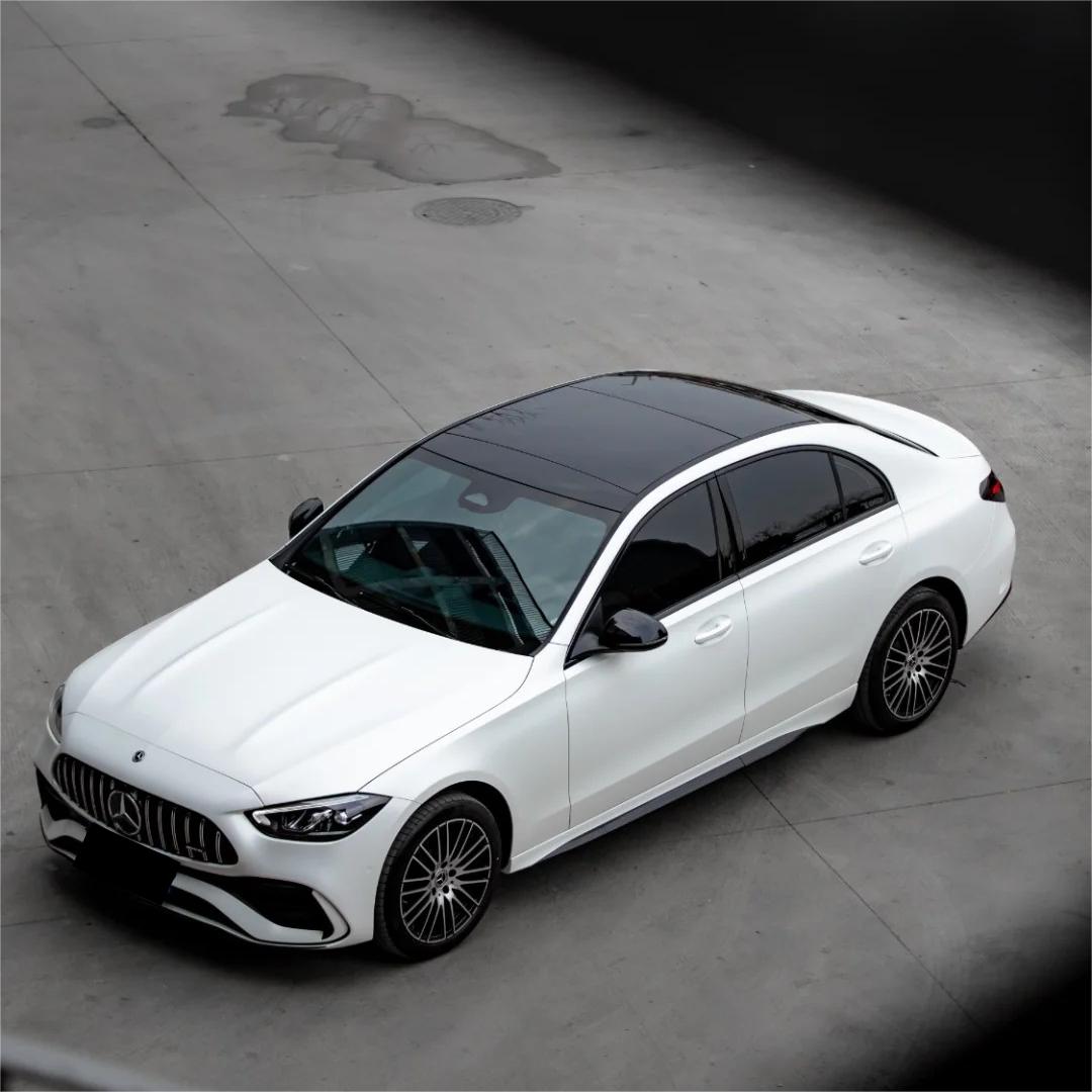 Matte Satin Pearl White Car Vinyl Wrap product image 3 - Veloro matte vinyl wrap