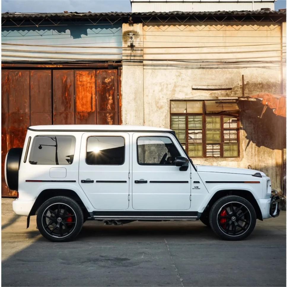Ultimate Flat Pure White Car Vinyl Wrap PET product image 3 - Veloro automotive vinyl wrap