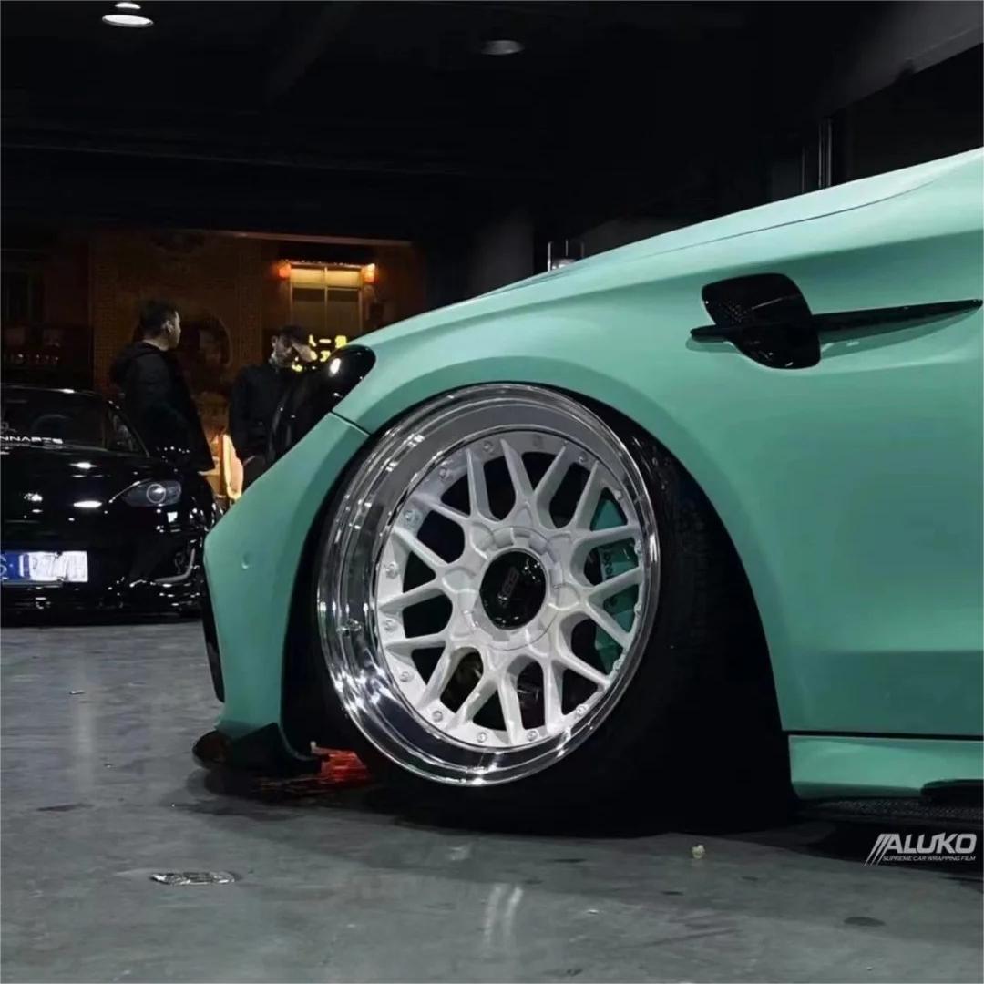 Matte Ultimate Flat Tiffany Blue Car Vinyl Wrap product image 6 - Veloro matte vinyl wrap