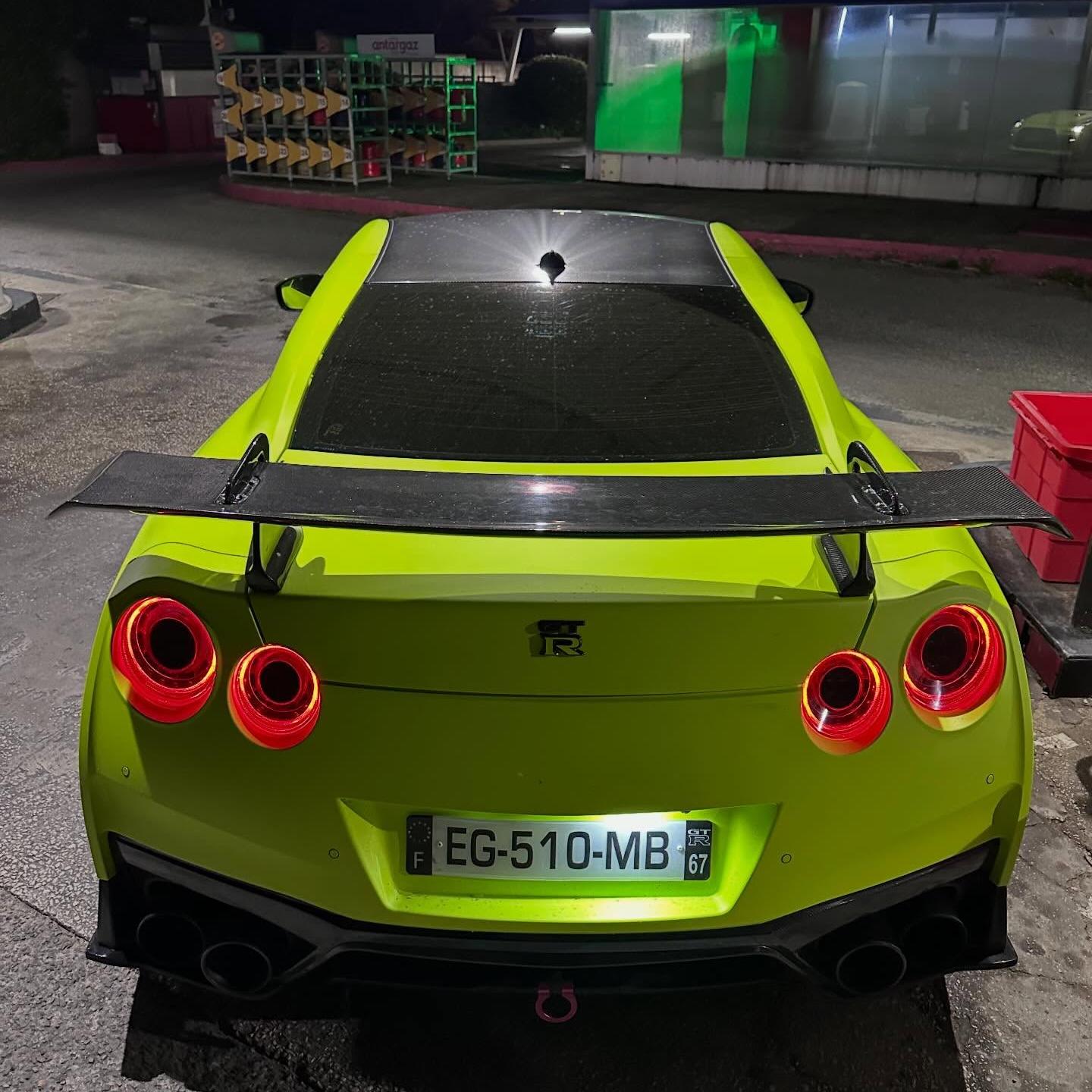 Matte Ultimate Flat Fluorescent Yellow Car Vinyl Wrap PET product image 4 - Veloro matte vinyl wrap