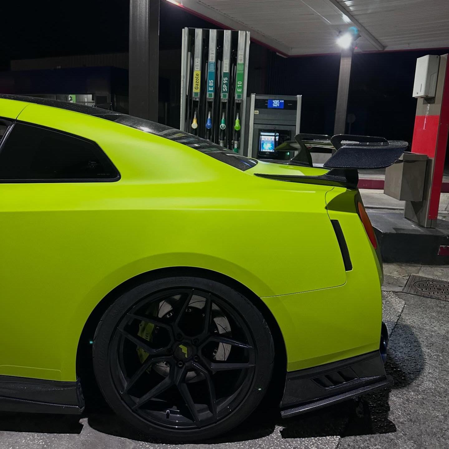 Matte Ultimate Flat Fluorescent Yellow Car Vinyl Wrap PET product image 6 - Veloro matte vinyl wrap