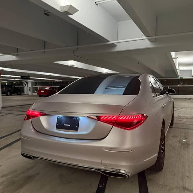 Matte Ultimate Flat Silver Car Vinyl Wrap PET product image 4 - Veloro matte vinyl wrap