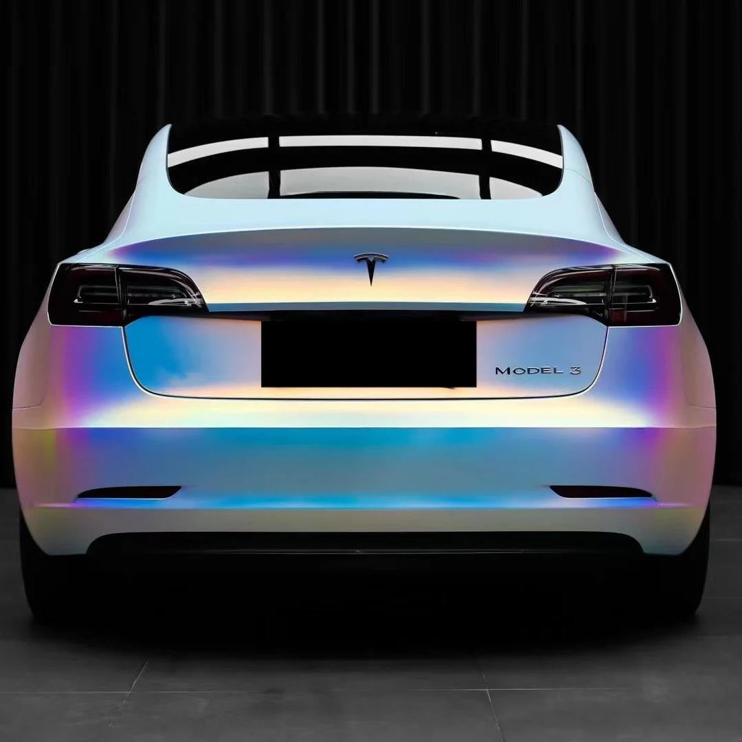 Matte White Holographic Chrome Car Vinyl Wrap product image 8 - Veloro chrome vinyl wrap