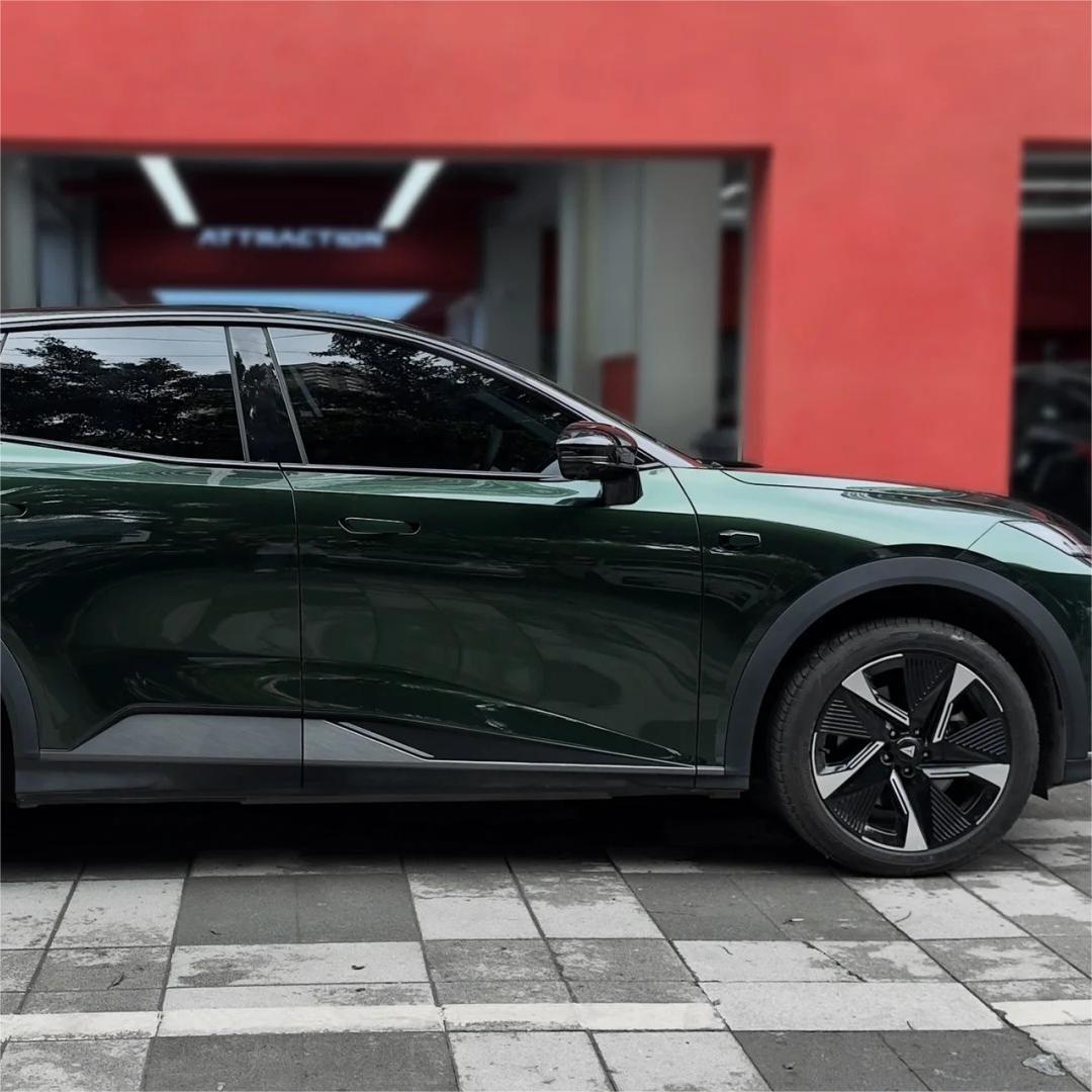 Glossy Paint Metalic Midnight Green Car Vinyl Wrap PET product image 12 - Veloro gloss vinyl wrap