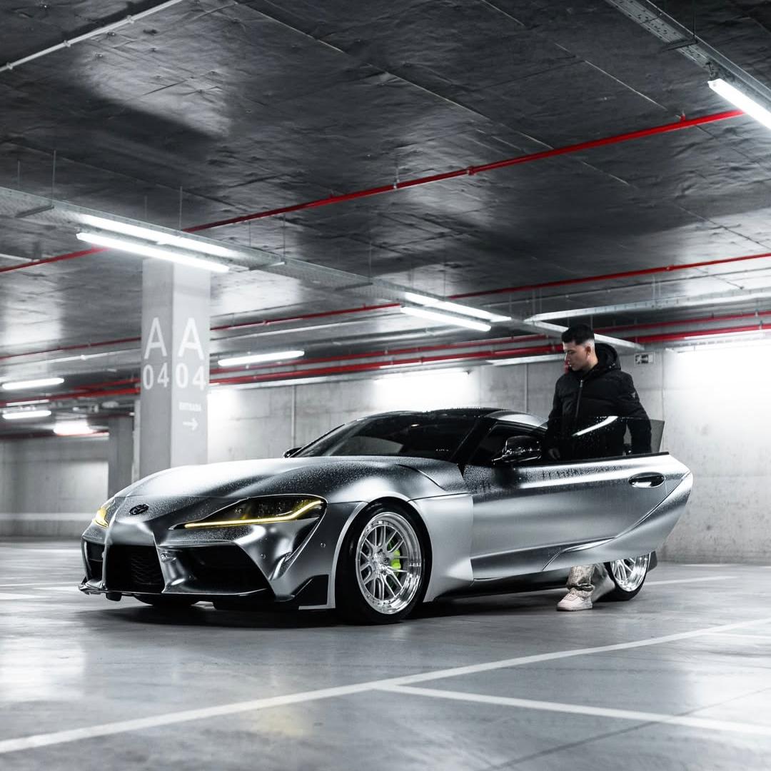 Matte Satin Chrome Silver Car Vinyl Wrap | Satin Chrome X Silver Car Wrap product image 14 - Veloro chrome vinyl wrap
