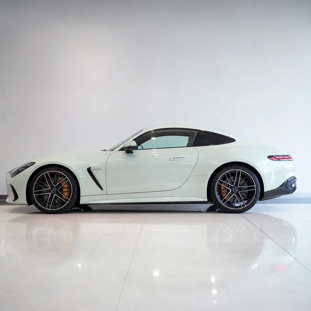 Metallic Chameleon White Purple gloss colored PPF wrapped on a Mercedes-AMG GT side profile | Veloro
