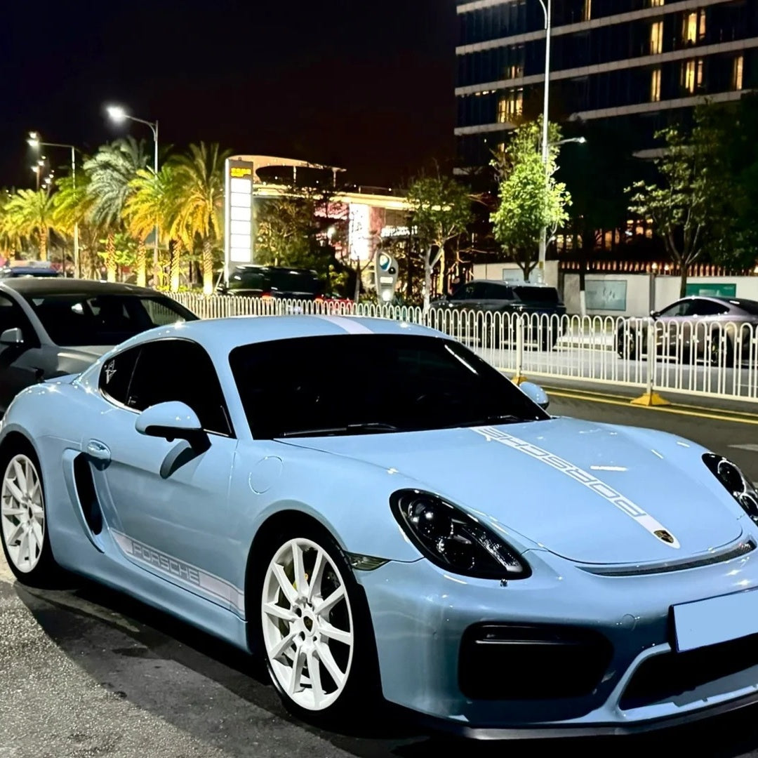 TPU Gloss Zandvoort Blue Colored PPF Paint Protection Film product image 2 - Veloro paint protection film