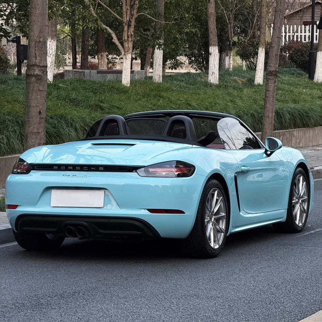 TPU Glossy Baby Blue Colored PPF Paint Protection Film product image 2 - Veloro paint protection film