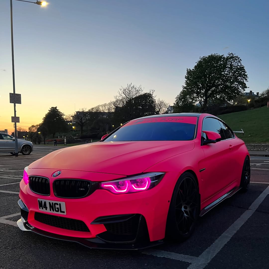 Ultimate Flat Fluorescent Pink Car Vinyl Wrap PET product image 7 - Veloro automotive vinyl wrap