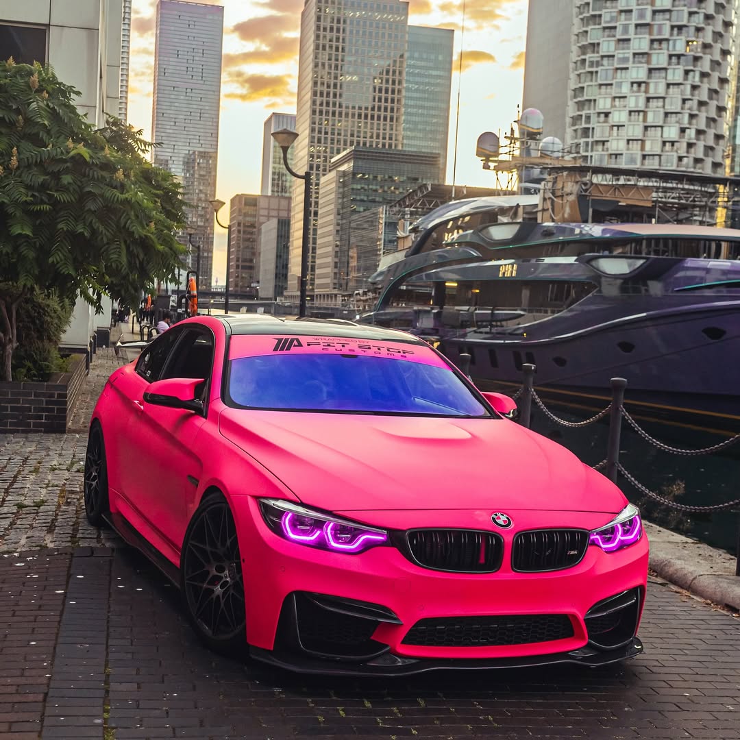 Ultimate Flat Fluorescent Pink Car Vinyl Wrap PET product image 6 - Veloro automotive vinyl wrap