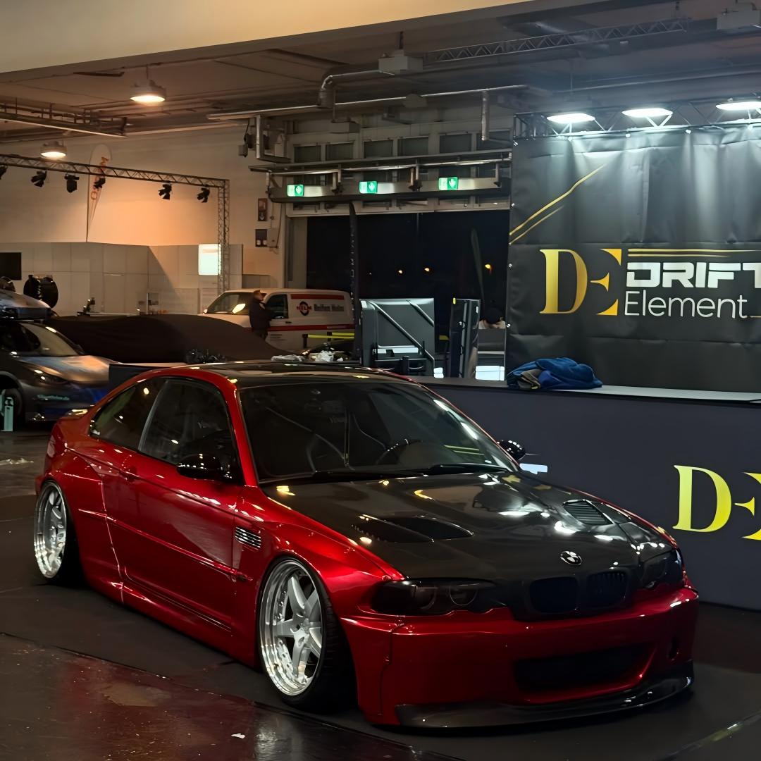 Ultra Glossy Metallic Vampire Red Car Vinyl Wrap BMW PET product image 10 - Veloro metallic vinyl wrap