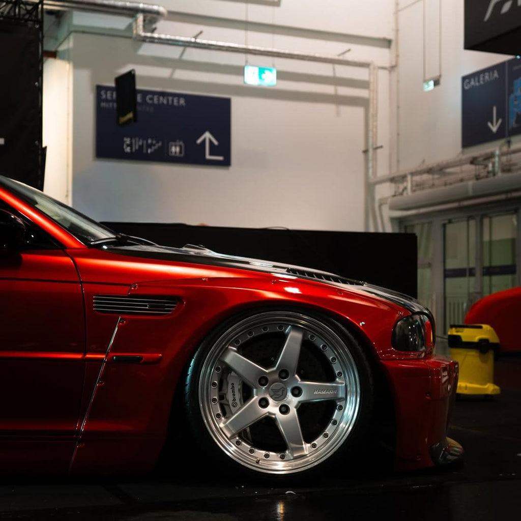 Ultra Glossy Metallic Vampire Red Car Vinyl Wrap BMW PET product image 7 - Veloro metallic vinyl wrap