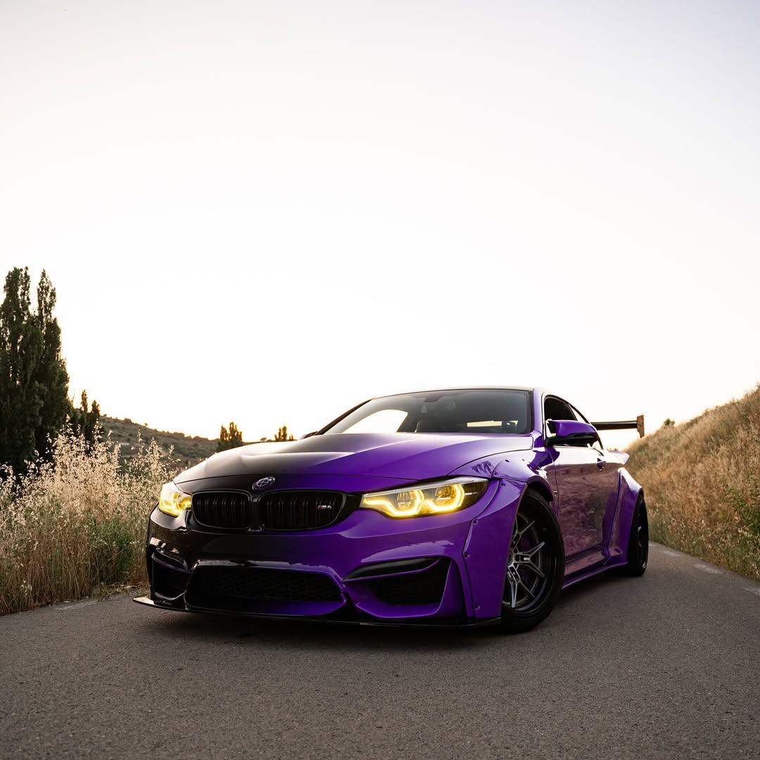 Black to Purple Gradient Custom Car Wraps product image 8 - Veloro automotive vinyl wrap