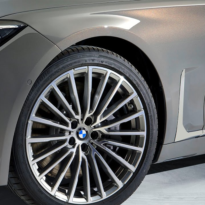 Gloss Metallic Glitter Grey Car Vinyl Wrap product image 4 - Veloro metallic vinyl wrap